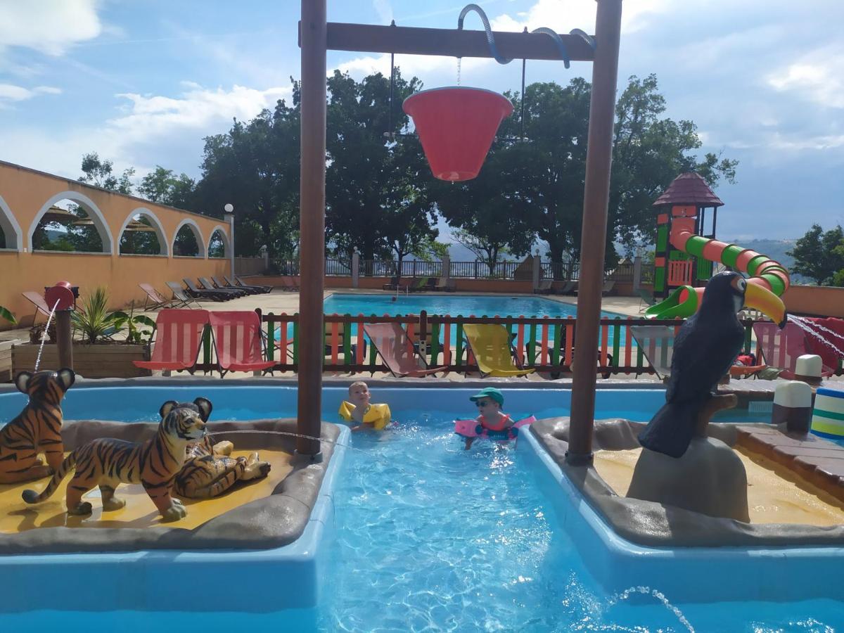 Camping Domaine De Senaud Albon ภายนอก รูปภาพ