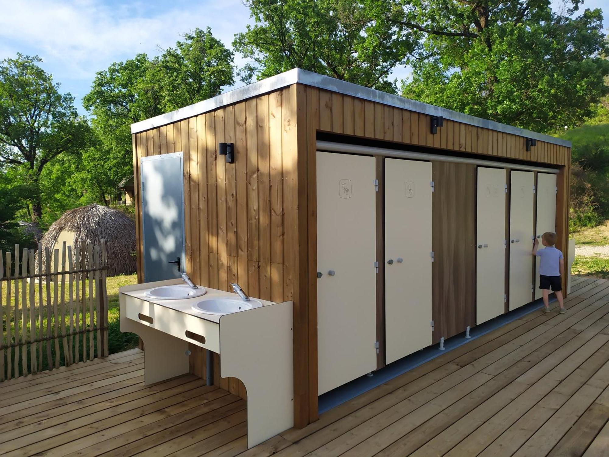 Camping Domaine De Senaud Albon ภายนอก รูปภาพ