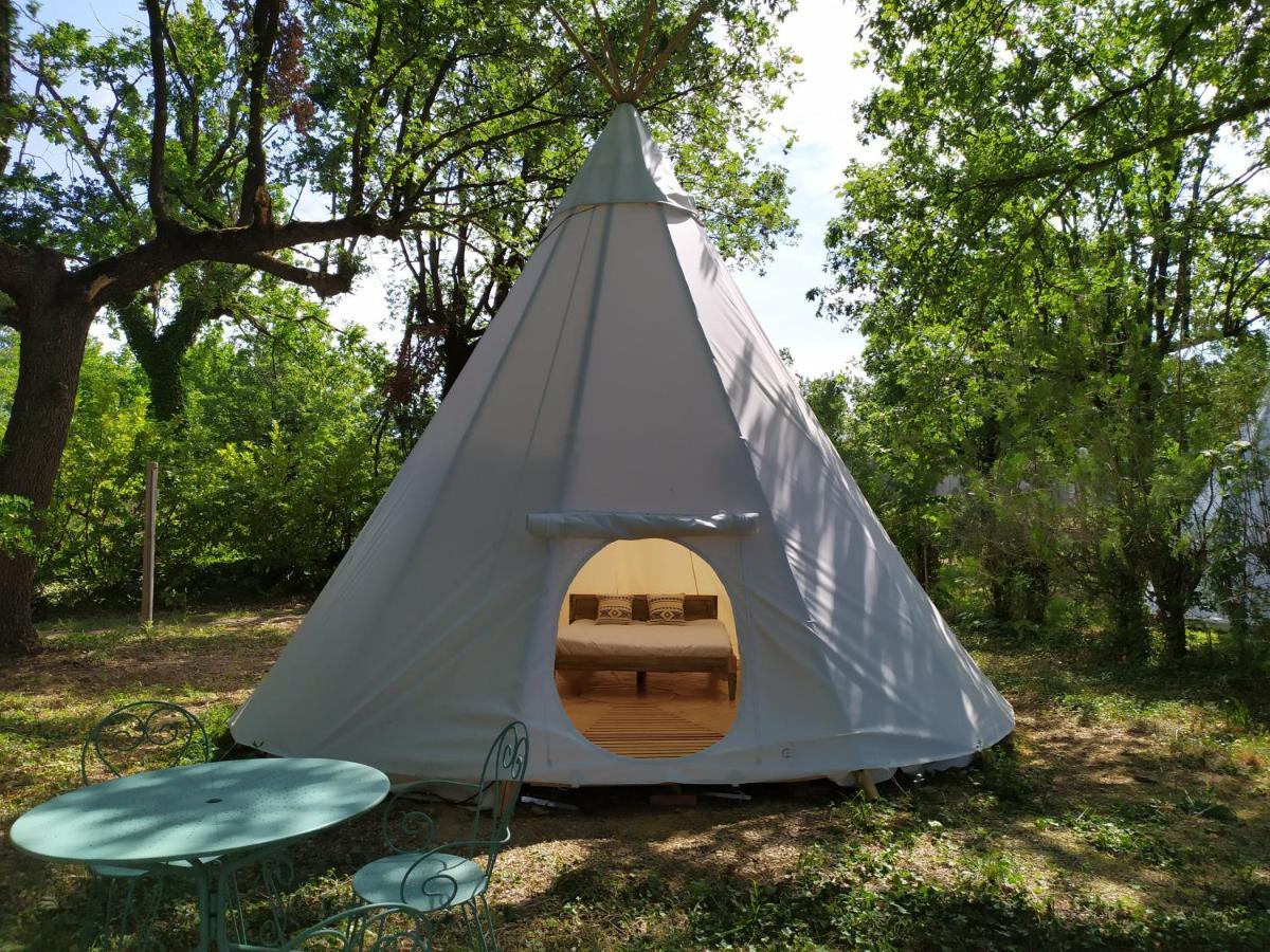 Camping Domaine De Senaud Albon ภายนอก รูปภาพ